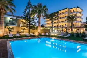 Petousis Hotel & Suites, Ираклион