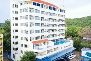 Nice Beach Hotel, Бан Пхе