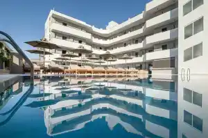 Nicolas Grand Suites - Adults Only, Кардамена