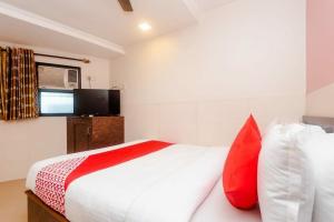 Hotel «Janata Residency», Мумбаи