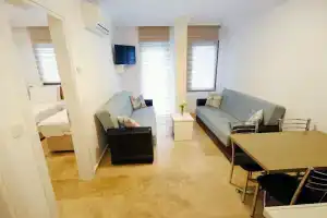 Taskiran Kaptan Apartment, Датча