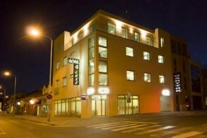 Hotel Deluxe, Нитра