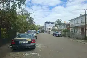 Luna Home, Махинджаури