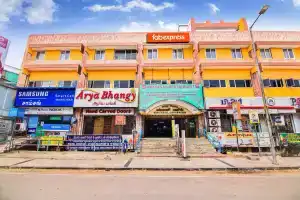 Отель «FabExpress Picnic Plaza Mylapore»