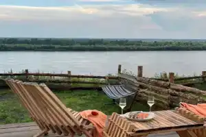 Кемпинг «На обрыве» в Новотроицком