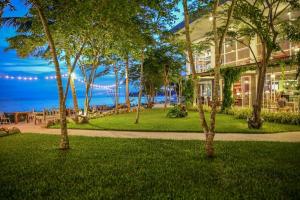 Summer Luxury Beach Resort & SPA, Баан Тай
