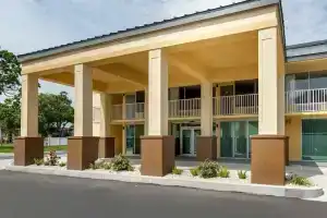 Quality Inn Saint Petersburg North-Tampa Bay, Сент-Питерсберг