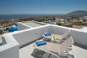 Altemar Suites, Фиростефани