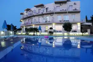 Renieris Hotel, Като Сталос