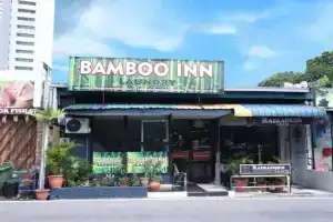 Oyo 873 Bamboo Inn, Бату Феринги