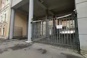 Слонъ на Выборгской, Санкт-Петербург