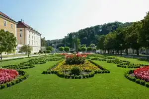 Отель Загреб, Рогашка Слатина