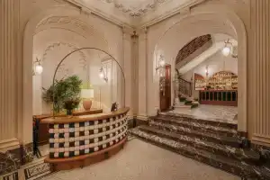 Hotel Fleur De Ville, Брюссель