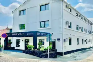 Side One Design Hotel Garni, Белград