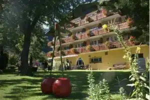 Sardona, Бад-Рагац