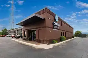 Clarion Pointe Winston – Salem Downtown, Уинстон-Салем