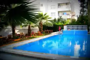 Pak Hotel, Кушадасы