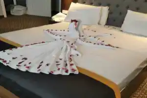 Eniza Hotel, Мерсин