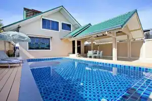 Pool Villa Tanzanite, Паттайя