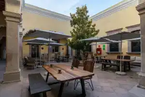 Hotel Patio Santiago, Керетаро