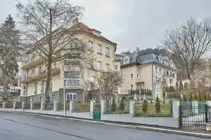 Apart Hotel Akropolis, Карловы Вары