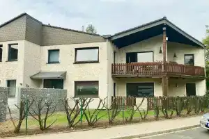 Besotel Ferienwohnungen Und Apartments Erkrath, Эркрат