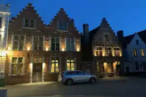 1669 Bed & Breakfast, Брюгге