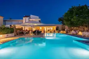 Hotel «Le Mimose», Сан-Теодоро