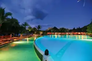 Dinarobin Beachcomber Golf Resort & Spa, Ле Морне