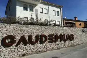 Locanda Gaudemus, Систиана