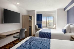 Microtel Inn & Suites by Wyndham Lincoln, Линкольн