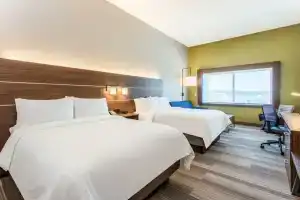 Holiday Inn Express & Suites Springfield North, an Ihg Hotel, Спрингфилд