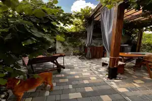 KizilHouse