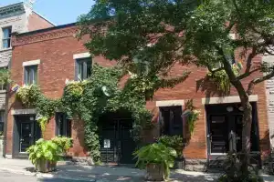 Sir Montcalm Gite B&b, Монреаль