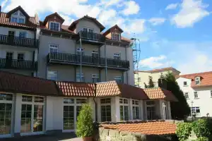 Hotel zum Löwen, Ильменау