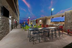 Home2 Suites by Hilton Midland East, Мидленд