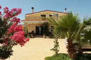 Villa Calendula, Корато