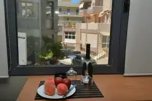Candia Suites & Rooms, Ираклион