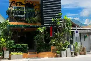 Sabina Guesthouse, Камала