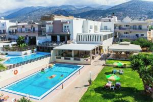 Theoni Apartments, Малия
