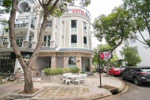 Bin Bin Hotel 1 - Near Rmit University, Хошимин