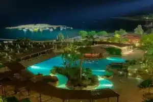 Capo Bay Hotel, Протарас
