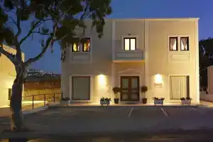 Le Blanc Nest, Мессария