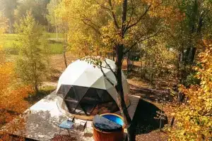 Глэмпинг «Вазуза Лав»