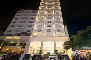 Galliot Hotel, Нячанг