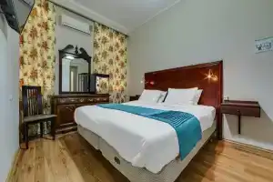 House 52 Boutique Hotel, Тбилиси