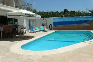 Hostal «Orsi», Л'Аренал