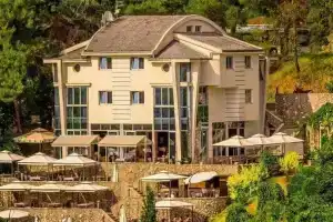 Hotel «Ambasador», Подгорица
