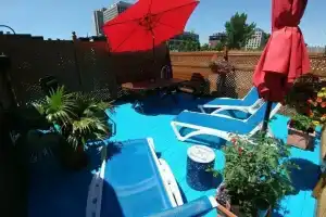 L'Escogriffe B&b, Монреаль