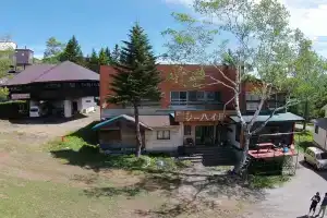 Lodge Schiheil, Отари